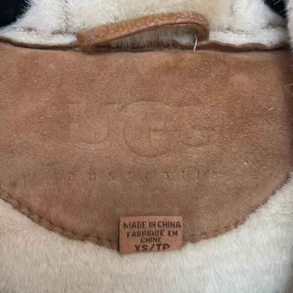 UGG AUSTRALIA LEATHER SHERLING COAT SIZE XS - Picture 5 of 8